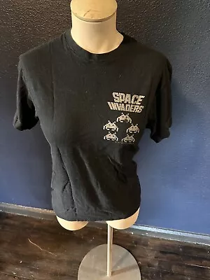 Vintage 1980s Space Invaders T-Shirt Medium Made In USA. • $75