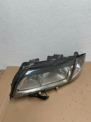 2004 To 2006 Volvo S80 Left Driver LH Side Headlight Halogen OEM 9364M • $121.46