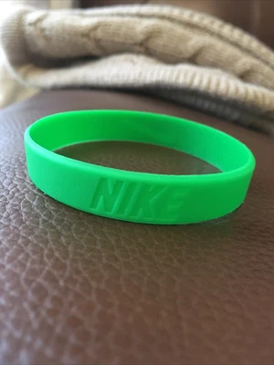 £3.50 • Buy Brand New NIKE Rubber/Silicone Wristbands (Green)