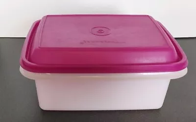 Tupperware 1254 Freeze N Save 1/2 Gallon Ice Cream Keeper Pink Purple White 1255 • £7.78