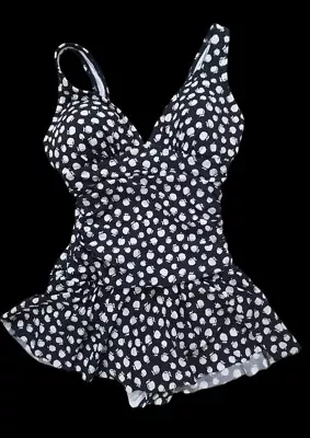 Marks & Spencer  Swimdress With Tummy Control & Inbuilt Briefs.size 14 • £18