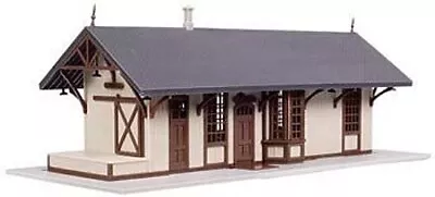 Atlas Maywood Station Tan Kit - N Scale Model Railroad Building - #2848 • $31.26