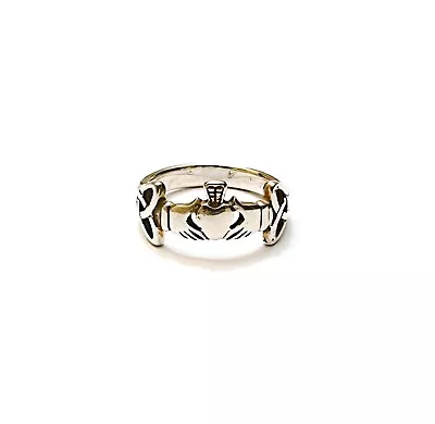 Vintage Sterling Silver Irish Celtic Claddagh Hands Hold Crown Heart Band Ring 6 • $16