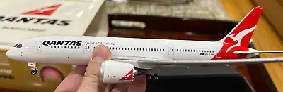 Qantas Boeing 787 1:200 Platinum Series Model Vh-qan • $59.99