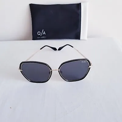 Authentic - Quay - Women's - Black & Gold-tone Metal - Sunglasses - Mod.  Verve  • $45