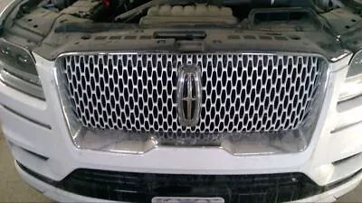 Grille Upper With Front Camera Fits 18-21 NAVIGATOR 4282781 • $985