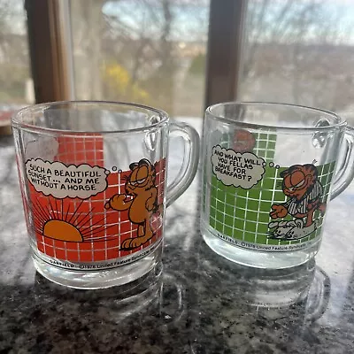 Vintage McDonald's 1978 Garfield Glass Coffee Mug Cup Set Of 2 Tile Patern • $20