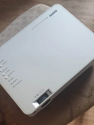 £25 • Buy Sanyo, Pro XtraX Projector. PLC-XW50 With Remote And Leads