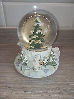 Christmas Snow Globe Musical Wind Up Snowmen Christmas Tree Scene  • £8.50