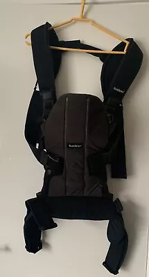 Babybjorn WE Baby Carrier Front/Back 0-36months 3.5kg-15kg Black/Grey • £45