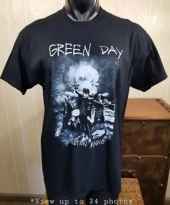 Green Day Punk Rock Music Revolution Radio Black Band T-Shirt Sz L NWOT • $19.99