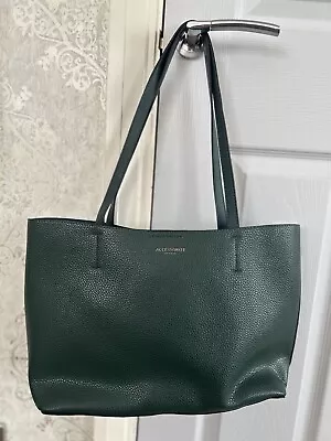 Accessorize London Large Tote Shoulder Bag. Green. Large. MR20794 • £9.50