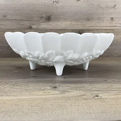 Vintage Indiana Harvest Grapes Oval Fruit Bowl Milk Glass Footed Scalloped • $29.99