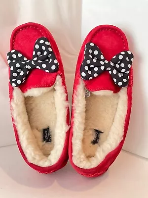 Ugg Disney Minnie Mouse Slippers Size US 8 Women’s Red With Polka Dot Bow Tie • $98