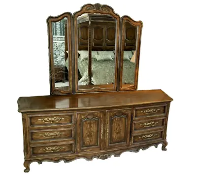  Drexel Brittany Collection French Provincial Dresser With Tri-Fold Mirror • $1800