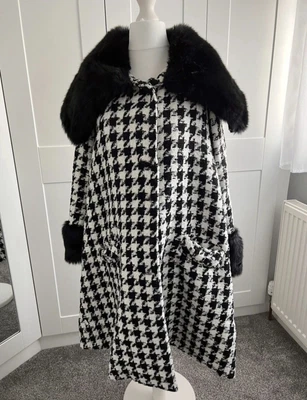 £25 • Buy Collectif Swing Coat