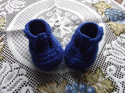 £1.75 • Buy Hand Knitted  Baby Shoes / Booties 0 -3 Months 