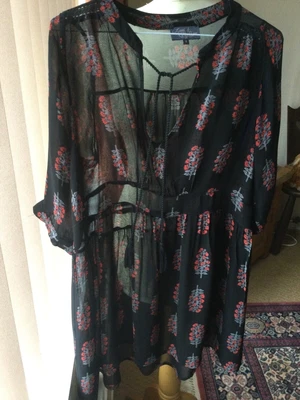 £4 • Buy NWOT Little Miss Captain Sheer Longline Blouse With Tassel Neckline Size M