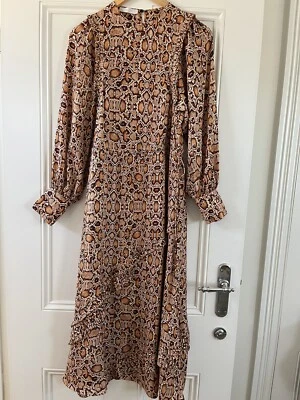 $30 • Buy Mango Snake Print Size Small Maxi Dress