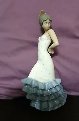 Nao Figurine Flamenco Lady Ornament  • £55