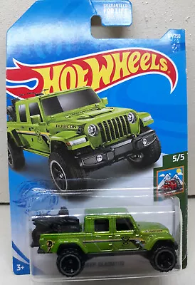 Hot Wheels 2020 Jeep Gladiator W/ Motorcycles #5/5   2021 Getaways /Malaysia  • $3.99