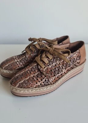 Django Juliette Woven Shoes 39 / 8 • $85