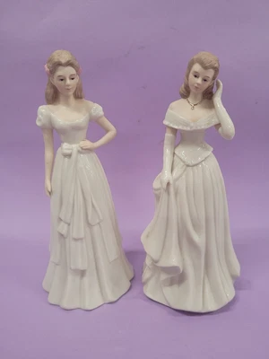 £29.99 • Buy SBL Regal House Collection 2 Ladies Wearing Dresses 