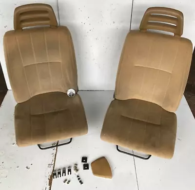 1986 - 93 Volvo 240 Wagon Sedan Front Seat Pair Beige Cloth Heated OEM • $599.99