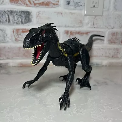 Jurassic World FLY53 Grab 'n Growl Indoraptor Dinosaur Action Figure Black • $13.99