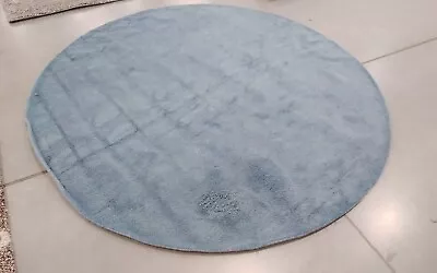 BLUE 8' X 8' Round Back Stain Rug Reduced Price 1172708515 HIM610D-8R • $126