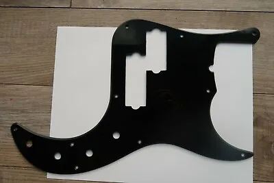 $39 • Buy Fender American Deluxe Precision Pickguard 5 String P Bass USA