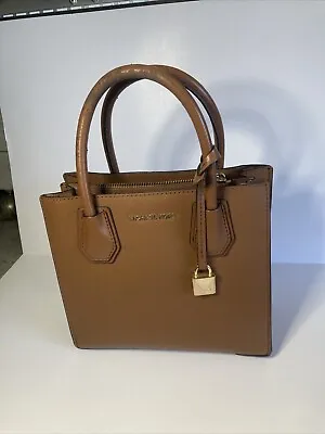 Michael Kors Adele Leather Messenger Crossbody Bag • $25