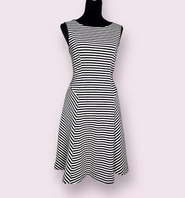 Black And White Striped Stretchy Dress Size M • $15