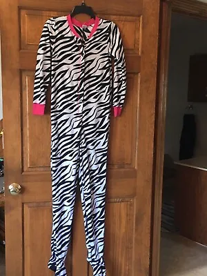 Junior Size 1 (XS) Zebra Print Designed Footed Pajamas • £8.03