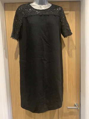 £1 • Buy Zara Black Lace Top Detail Short Sleeve Dress Size M