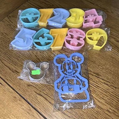 Disney Cakes & Sweets Bundle Cookie - Fondant Cutters Mickey Mouse • £5