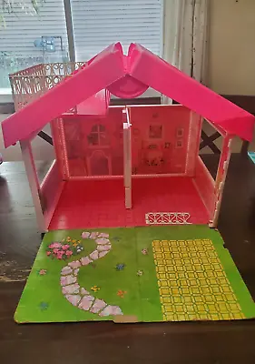 Vintage 1992 Barbie Fold 'N Fun Home Case Pink Doll Play House NOT COMPLETE • $44.99