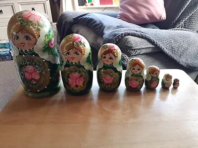 Matryoshka Russian Dolls Nesting Doll Hand Painted Wooden Set 7 Floral. Signed.  • £7.99