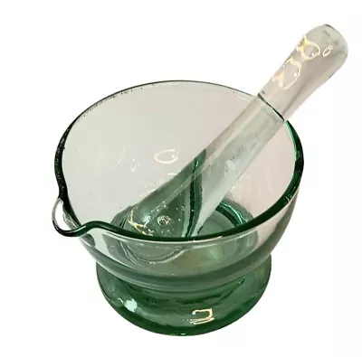 Green Glass Morter & Pestle Thick Heavy Glass Pour Spout Excellent Condition • $50