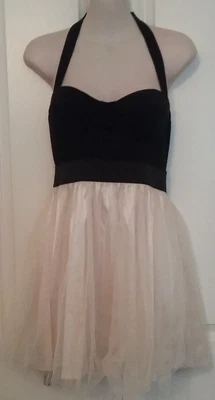 $15 • Buy Size 10 Women's Black & Cream Sweet Acacia Halter Neck Formal Dress