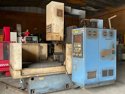 Mazak Vertical Milling Machine VQC-20/40B *For Parts Or Repair* • $3000