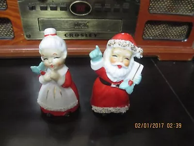 Vintage Mr. & Mrs. Santa Claus Salt & Pepper Shakers 3 1/4” Tall Christmas • $9.99