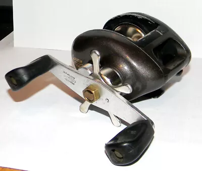 Quantum Energy  E500  Baitcast Reel - 5BB - Excellent Mechanical Condition • $39.99