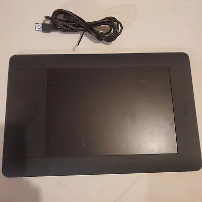 WACOM PTH-450/K Intuos 5 Touch Small Graphic Tablet - No Adapter And Pen • $19.50