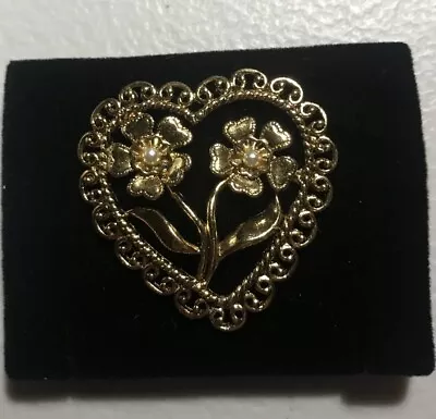 VINTAGE Avon Pin Antiqued Heart 1998 Antiqued Heart  • $8.83