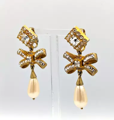 Metropolitan Museum Of Art Gold Tone Rhinestone Faux Pearl Dangle Bow Earrings • $68