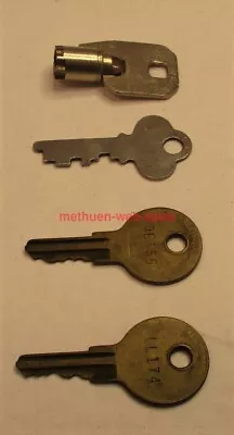 Vintage Ace Vending/Game Round/Barrel Key~Flat KeyX1~Brass File Cabinet KeyX2 • $10