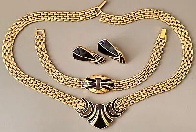 Vintage CROWN TRIFARI Necklace Set Black Enamel Gold Tone Multi Link! • $71