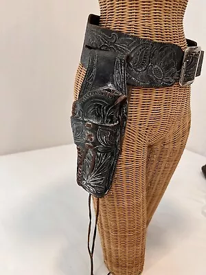 VTG Tooled Leather Right Handed Holster With Belt Western • $99