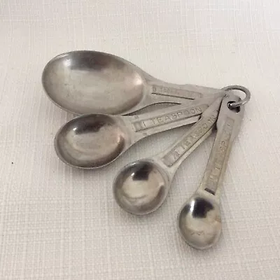 Vintage Set Of 4 Metal Aluminum Measuring Spoons Nesting Oval On Ring US STD • $5